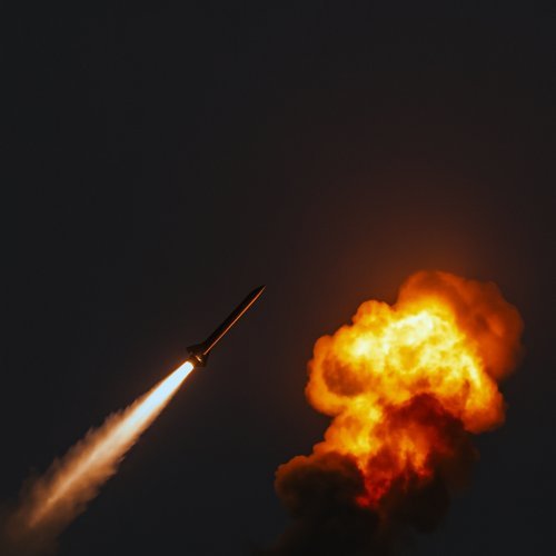 Barışa İki Gün  Kala Gelen Füze: İsrail’in Saldırısı Ne Anlama Geliyor?