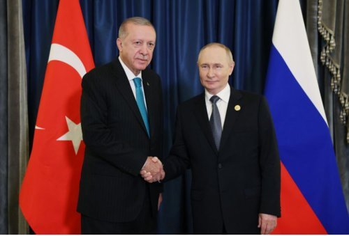 Erdoğan ve Putin Çin'de Görüştü: Ukrayna Barışı, Enerji İş Birliği ve Bölgesel İstikrar Masada