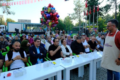 Birecik’te Patlıcan ve Fıstık Festivali Coşkusu